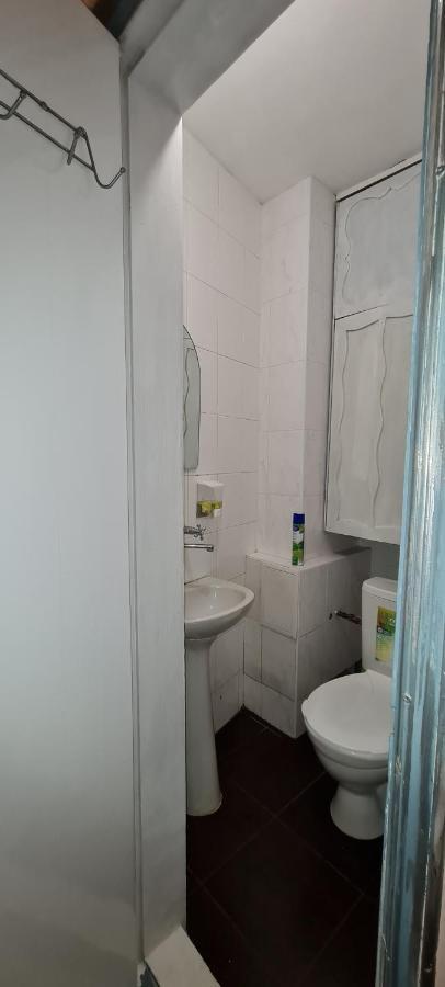Dja Hostel Kiev Ngoại thất bức ảnh