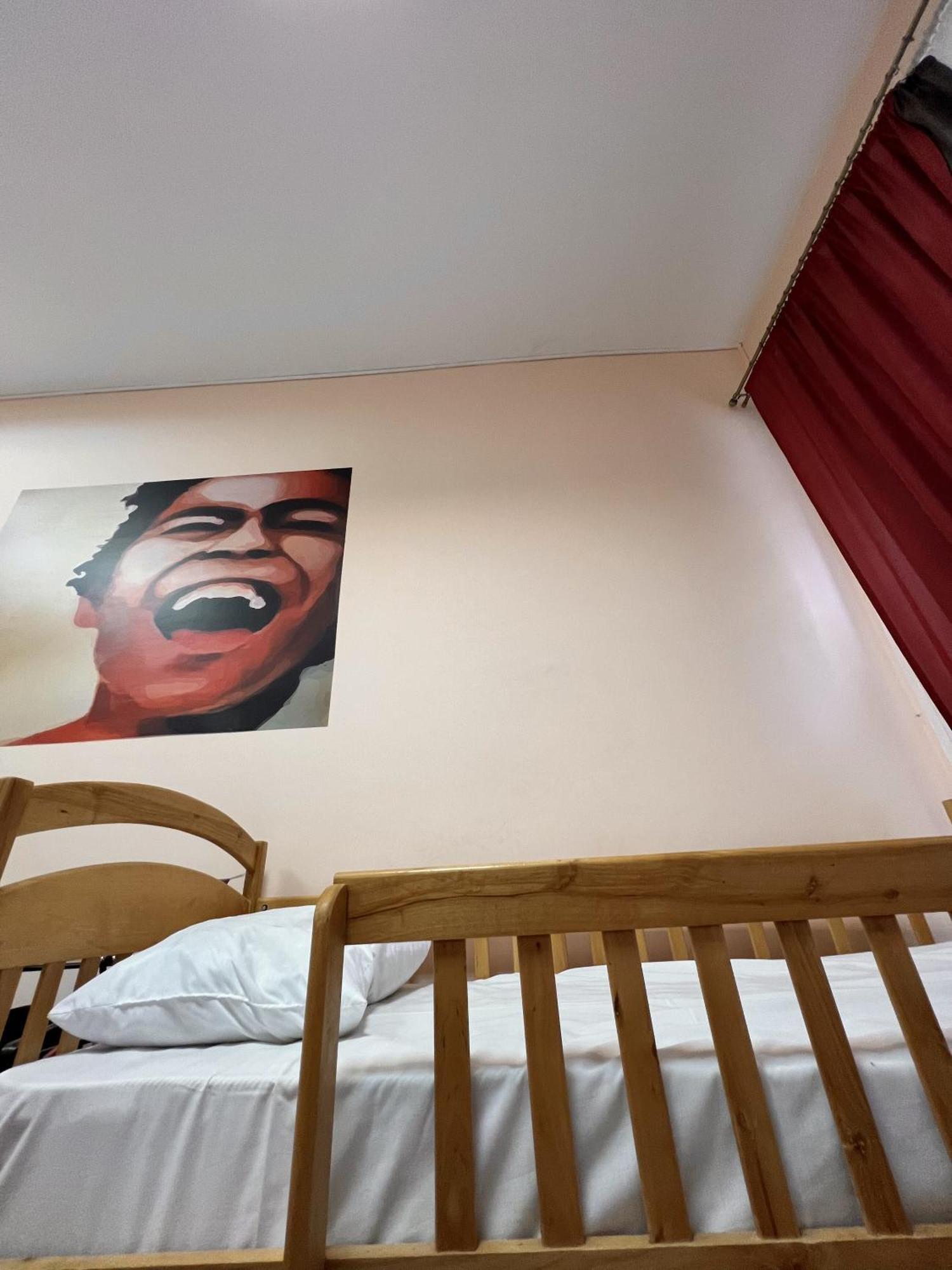 Dja Hostel Kiev Ngoại thất bức ảnh